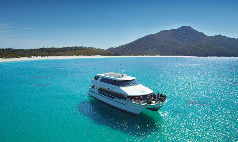 Wineglass Bay Cruise with Lunch and Drinks - Sky Lounge