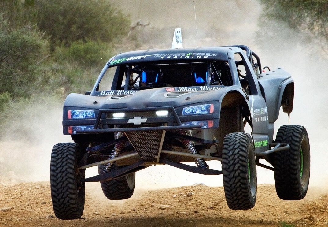 v8 off road buggy