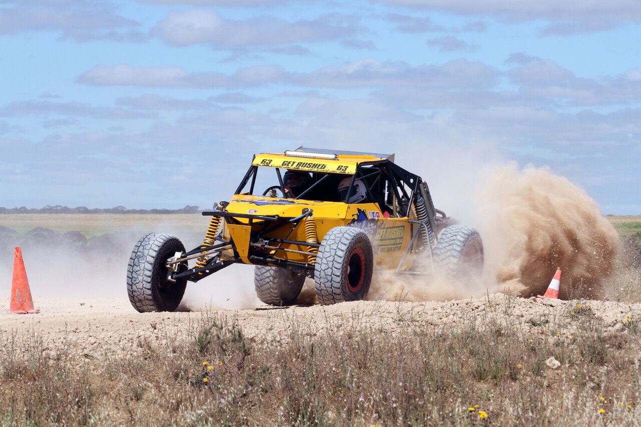 v8 off road buggy