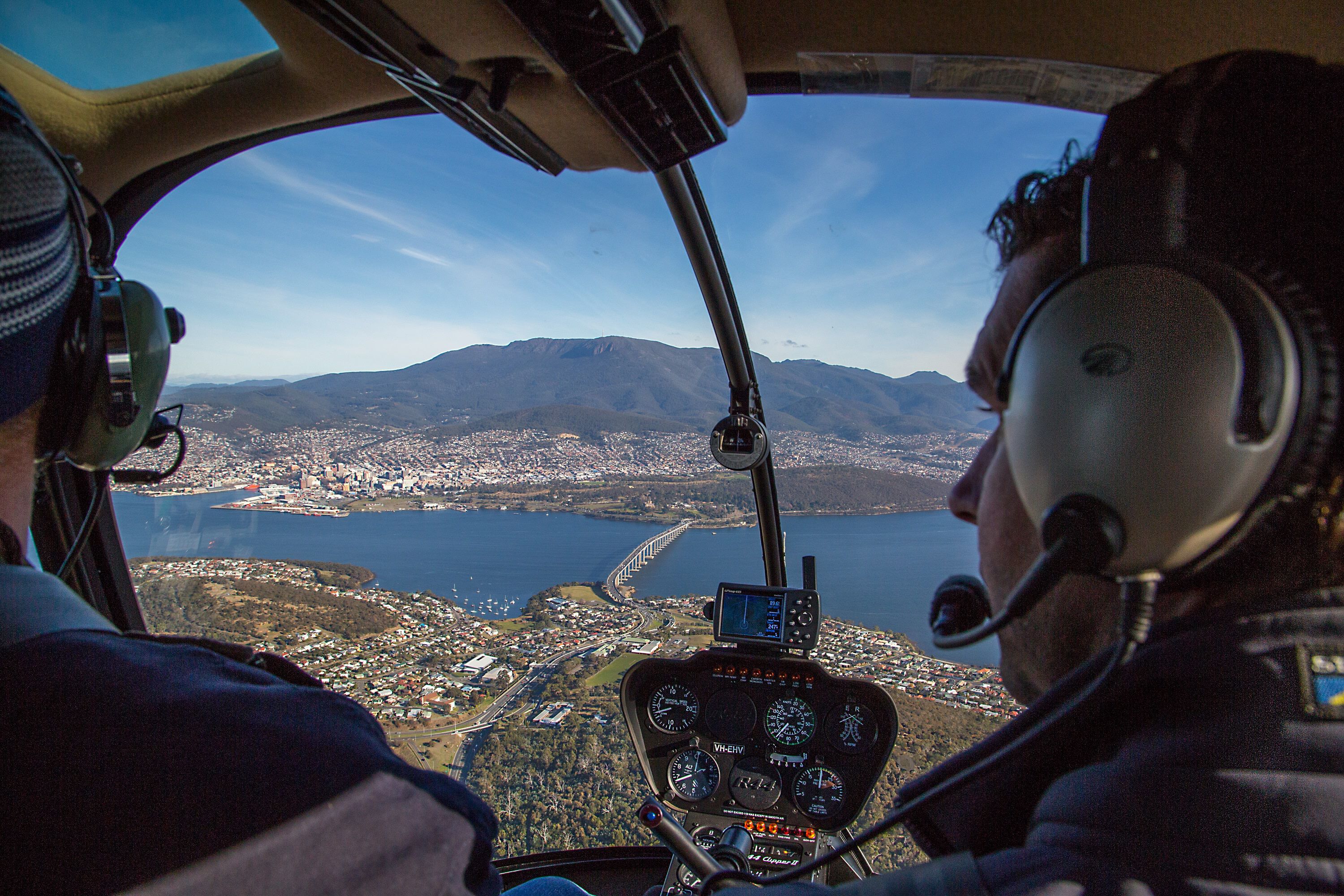Hobart City Scenic Flight - 30 Minutes