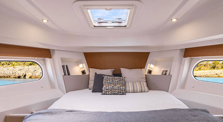 Midweek Boat and Breakfast Stay in Port Stephens 2 Nights
