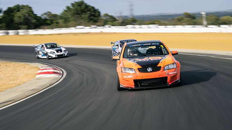 V8 Car 7 Lap Drive and Ride Combo Perth