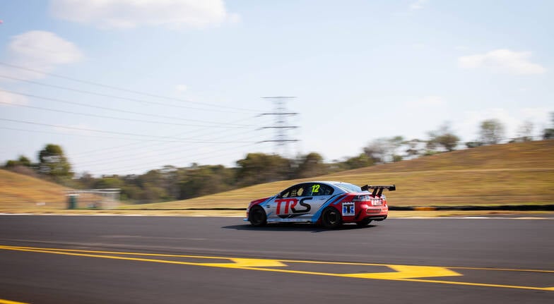 V8 Race Car Driving 6 Laps - Sydney